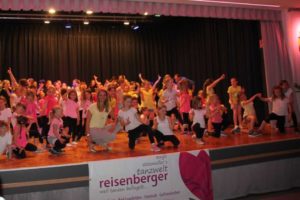 Aufführung der Altenberger Dance4Fans-Clubs
